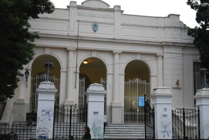 Salta, Educación Sexual: Sí, Religiosa: No.  
