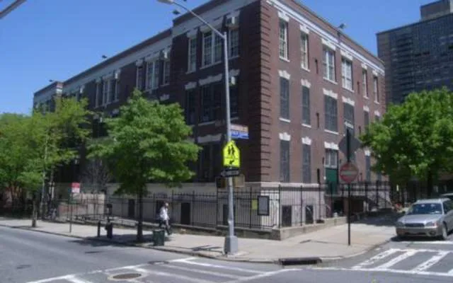 We need a community middle school!  Help make PS8 Prek-8.