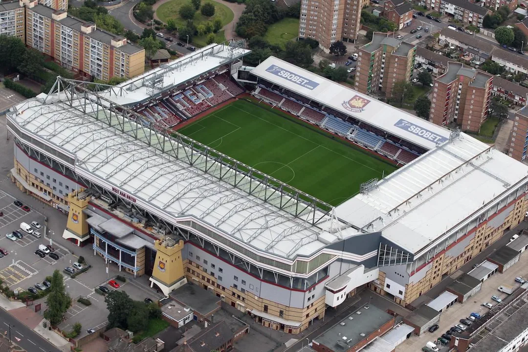 Campaign For West Ham To Stay At Upton Park After 2012