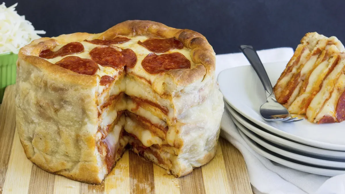 Loadsa Huggi, Pizza and Cake