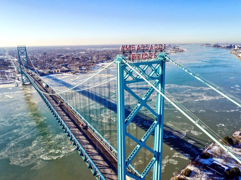 New Detroit-to-Canada Bridge