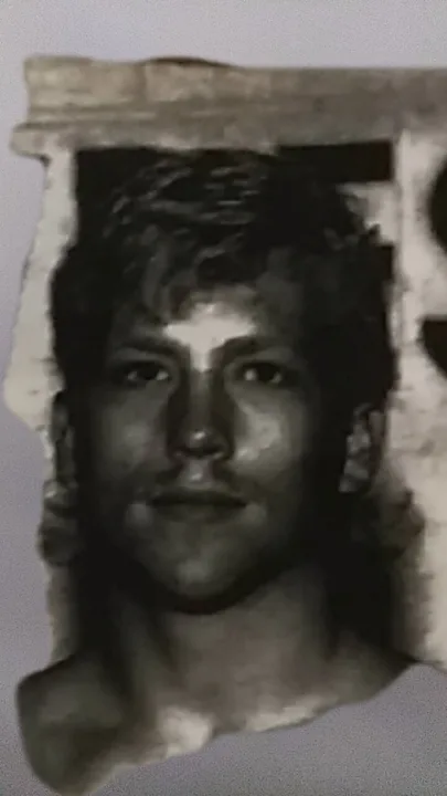 In Favor Of Komac Getting a Mullet Again