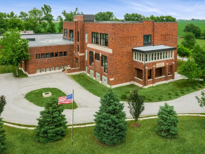 Save The Fonda Community School Building