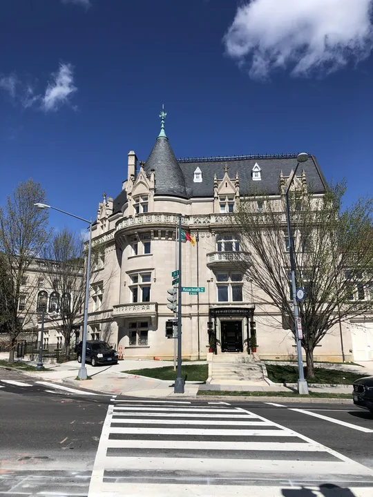 HONORARY CAMEROON-CONSULATE/CHICAGO ILLINOIS