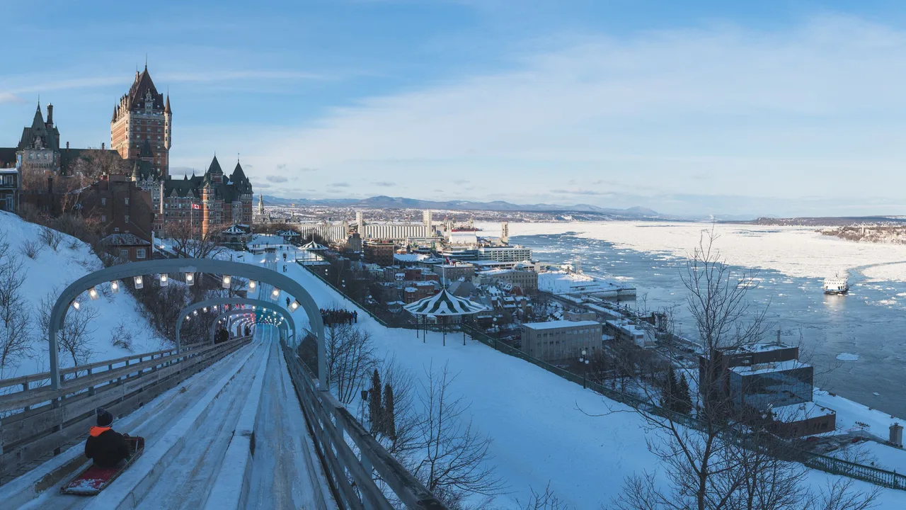La neige au Quebec est trop blanche!