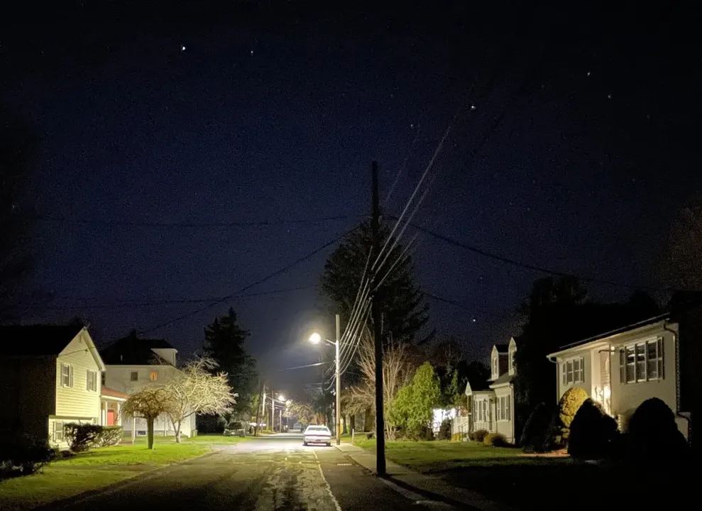 Dim or get rid of LED streetlights