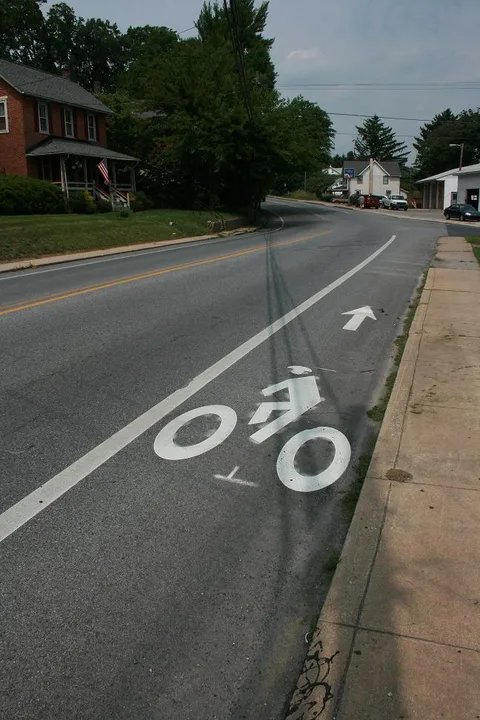 Putnam Ave. and Augur St. Bicycle Lanes