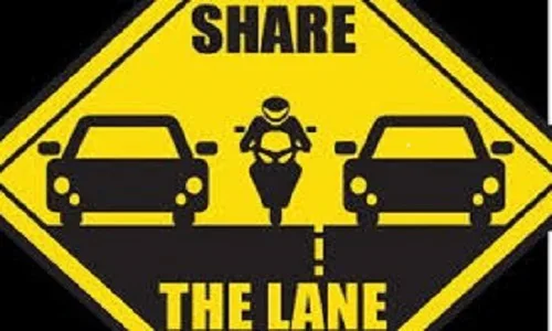 Legalize Lane splitting in Missouri!