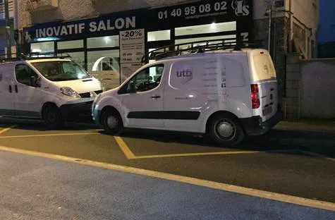 Stopper le stationnement intempestif des véhicules du 65 au 71 Route des fusillés