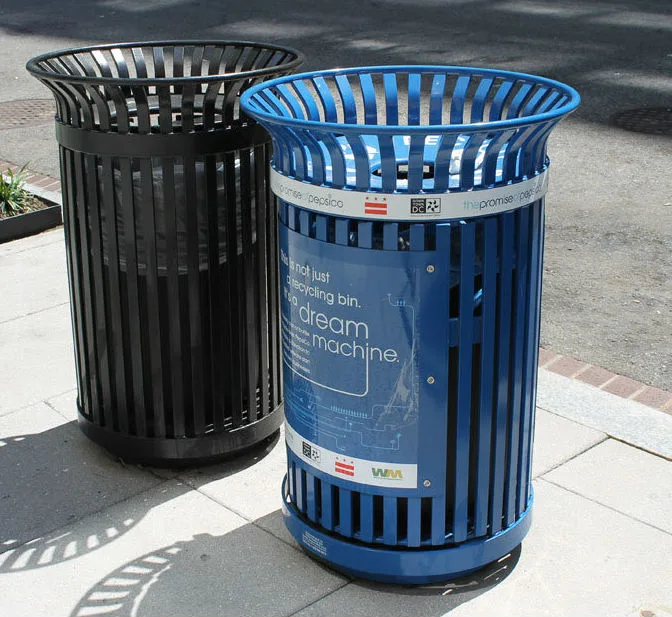 Public Space Recycling in Downtown Hamilton 