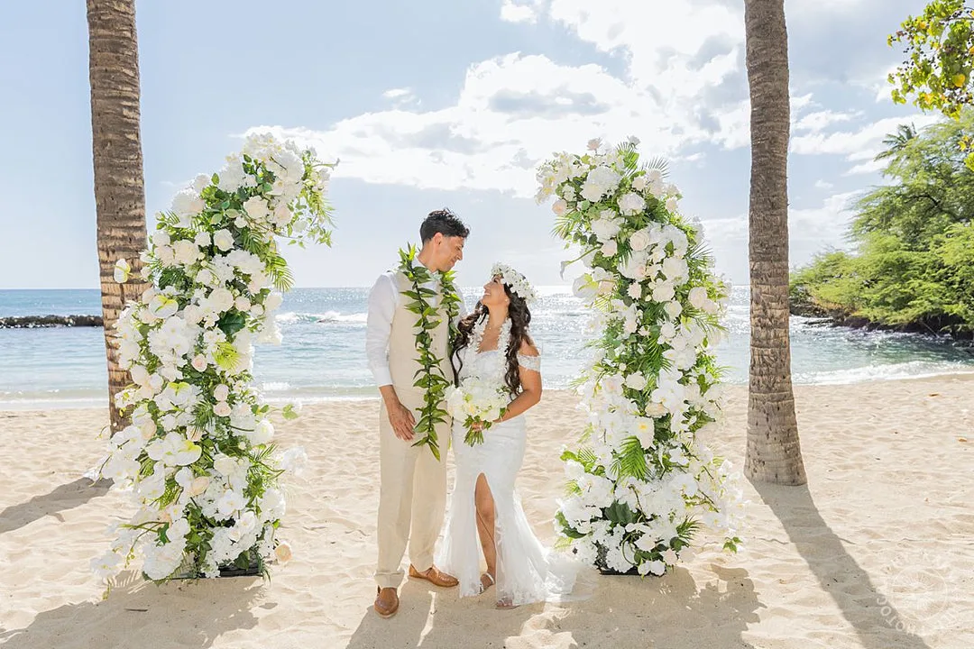 Unregulate Hawaii Beach Weddings
