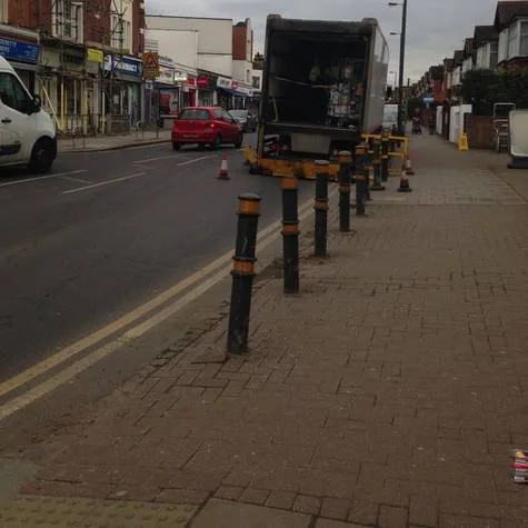 Safer crossings along Durnsford Road