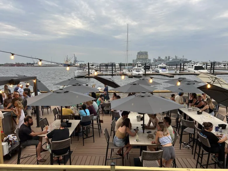 Keep Live Music At Cravens's Cabana