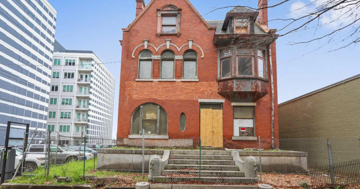 Save Historic 768 and 776 Juniper Street Buildings