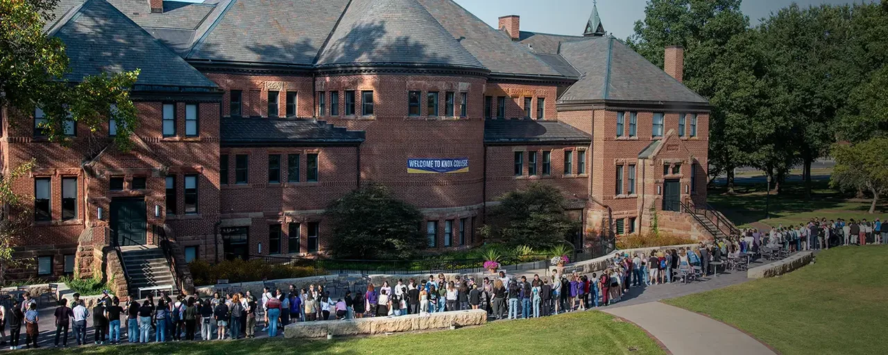 Mandatory Reporting Policy Petition- PLEASE ONLY SIGN IF YOU ARE AFFILIATED WITH KNOX (either student, alum, or faculty/staff)