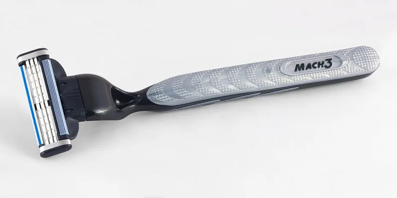 Should Caden Lee shave?
