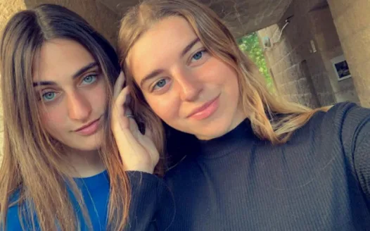 Do you want renee & ilexa to continue eshel?