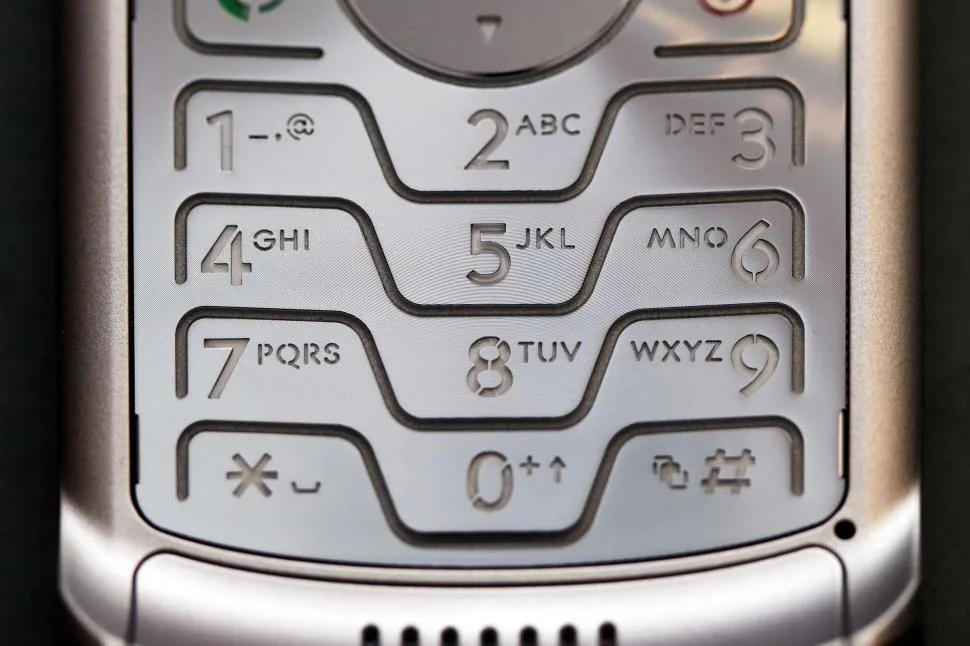 Make Littlewoods, IsMe & Very Catalogue's Freephone Numbers