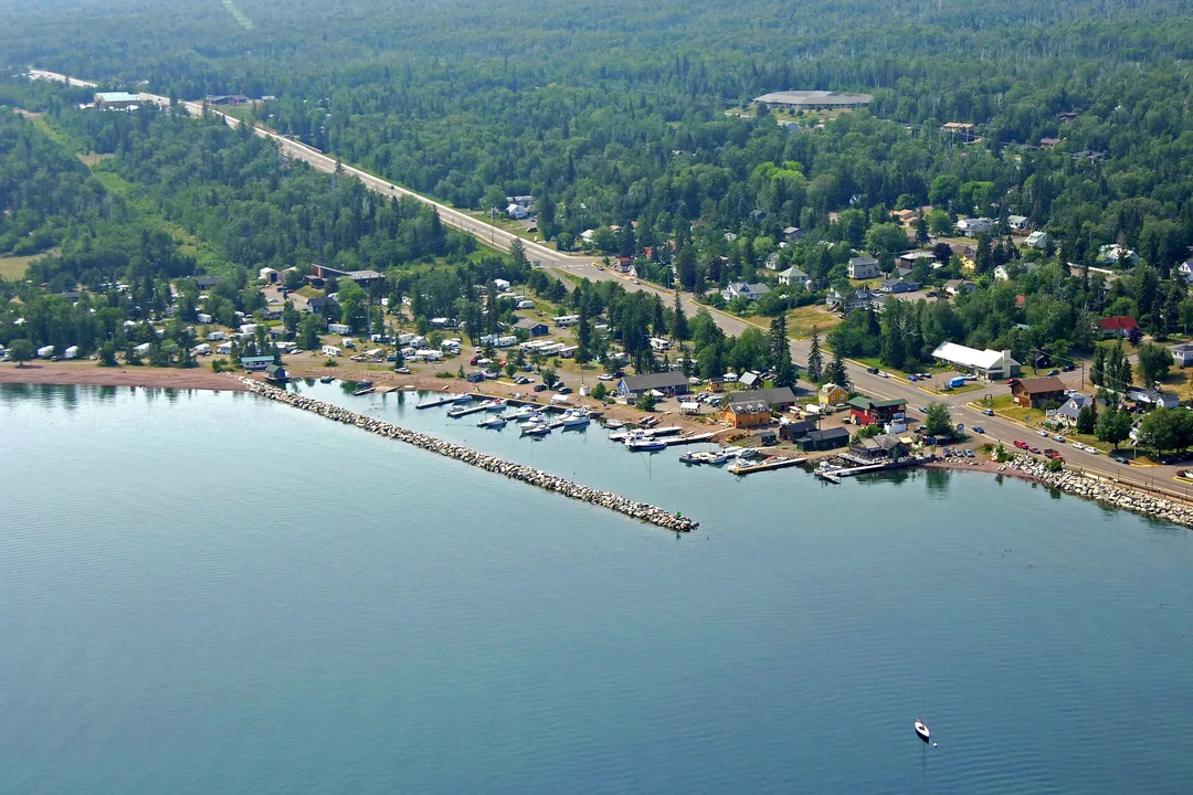 Starbuck Lakeshore Park Marina