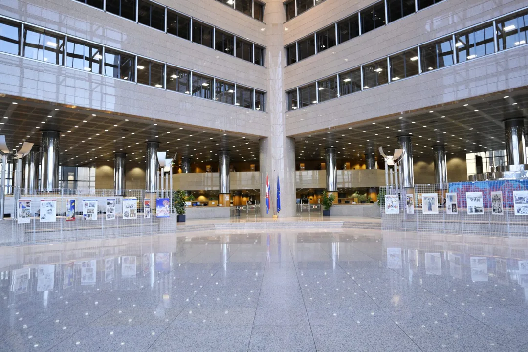 Neprekidni rad ulazne razine Nacionalne i sveučilišne knjižnice u Zagrebu