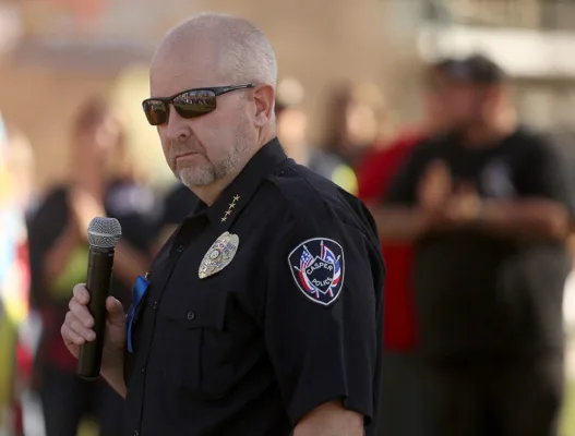 Is this the chief of police that Casper needs?