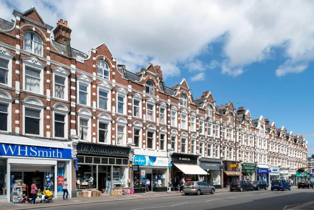 Objection to 19/01577/FP | Change of Use from A2 (Estate Agent) to A5 use class (pizza takeaway)