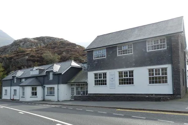 Save Aberglaslyn Hall