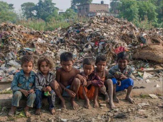 Help solve poverty in Mumbai!