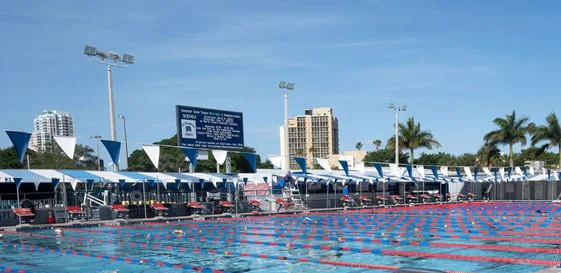 Open North Shore Aquatic Center on Sundays