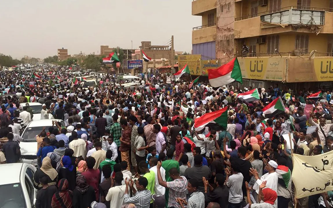 بيان المثقفين والمبدعين السودانيين عن الانتفاضة الشعبية