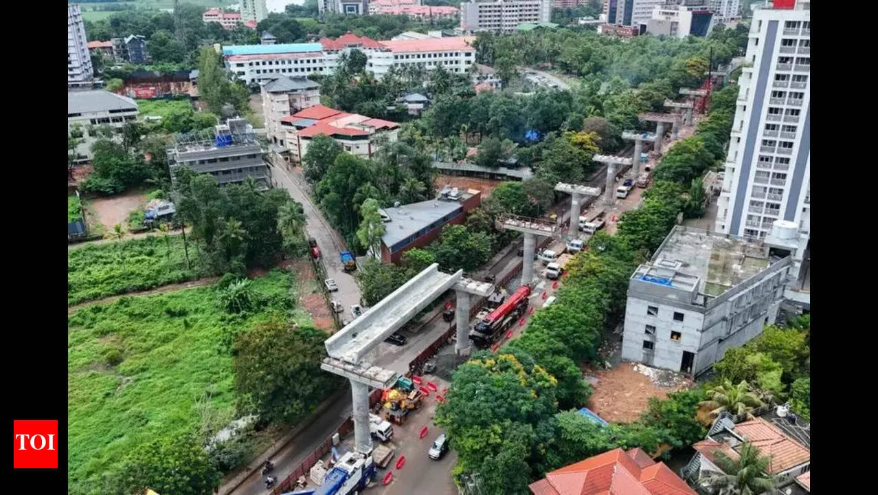 കൊച്ചി മെട്രോ അഴിമതിയില്ലാതെ, സമയബന്ധിതമായി നടപ്പാക്കുക.