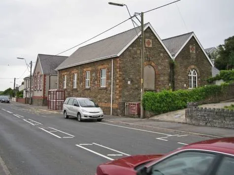 Community's bid for control of Pwll Education Centre in Llanelli
