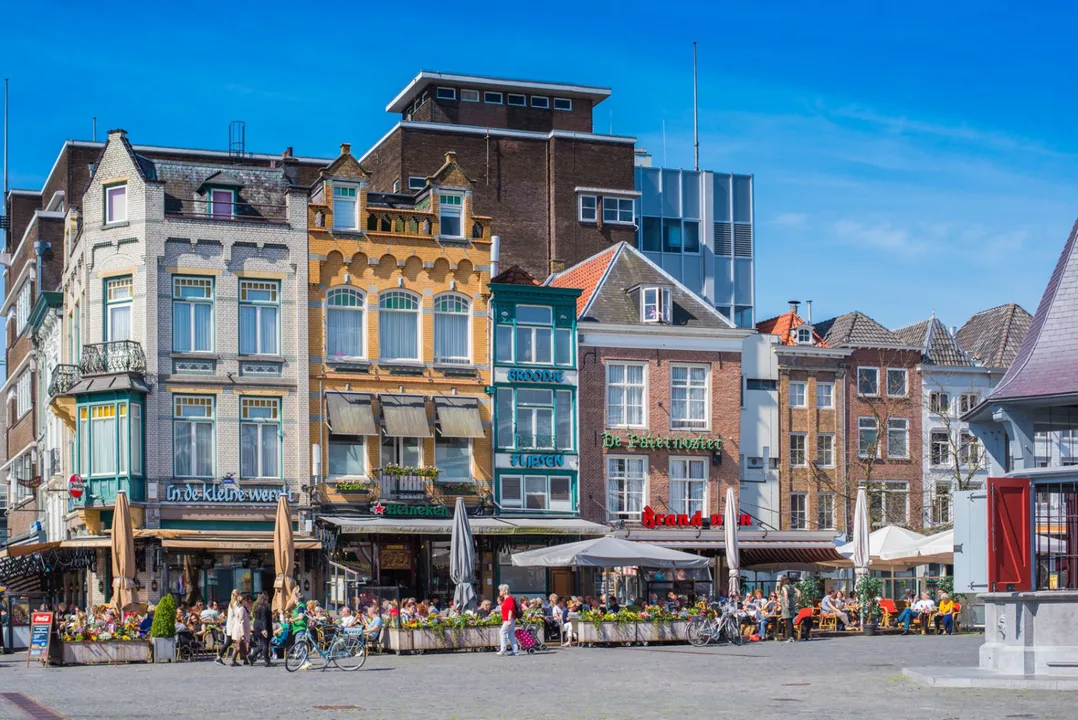 Het glazen huis moet dit jaar naar Den Bosch