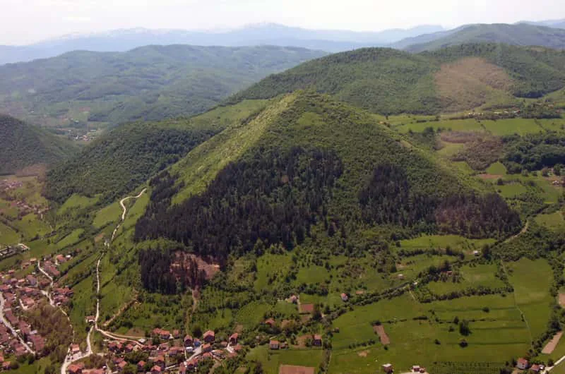 Stop Osmanagich NOW!  -  Zaustavimo Osmanagica SADA!