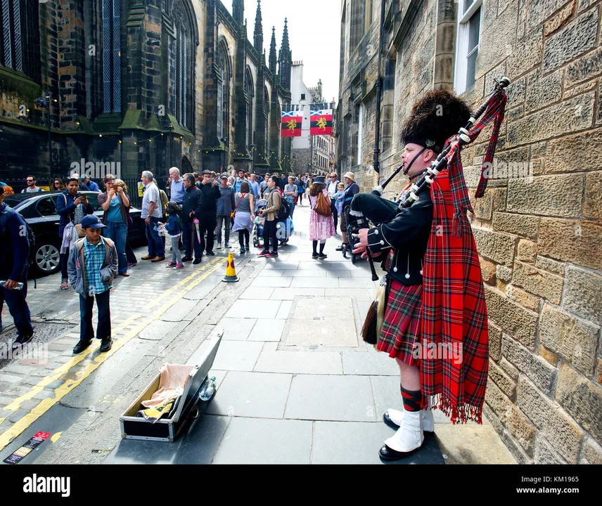 Stop Edinburgh Council from banning the bagpipe from Castlehill and the Royal Mile.