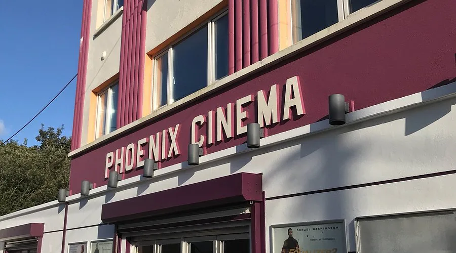 SHOW FIFTY SHADES OF GREY AT BUNCRANA CINEMA