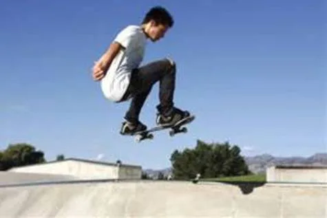 Build a skatepark in Wrose in Bradford