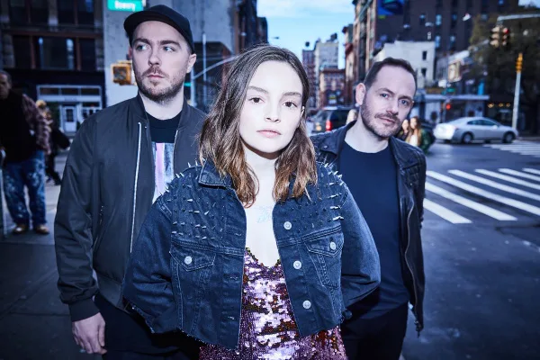 Petition for CHVRCHES to Bring "Tether" Back to the Setlist