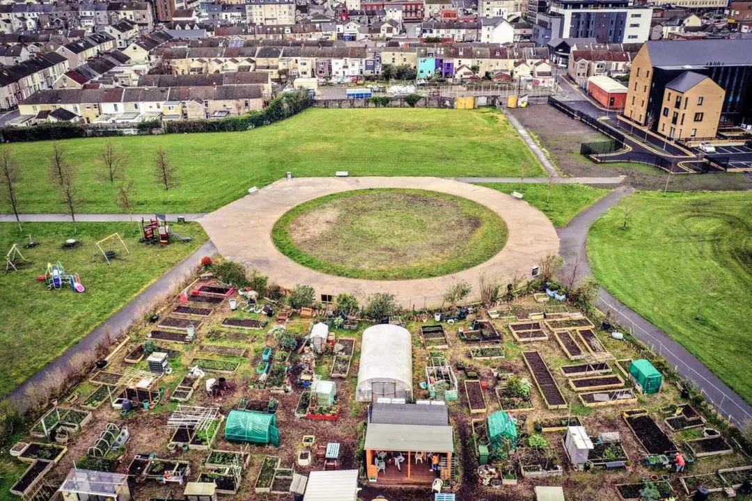 Savecefnschoolfield