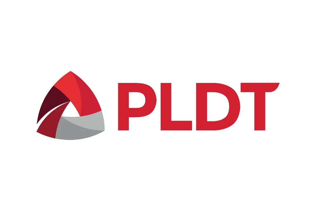 Dear PLDT, your internet and customer service sucks. Love, the Philippines