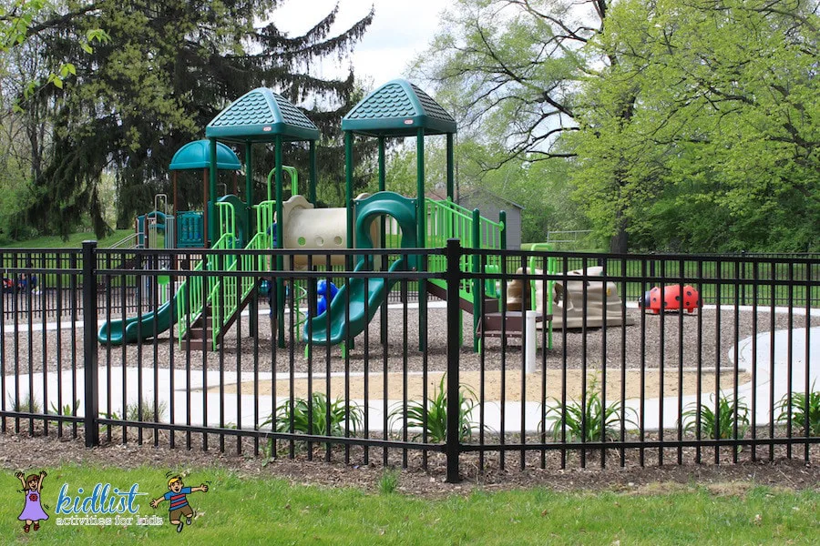 Crook street playground- we need gates!