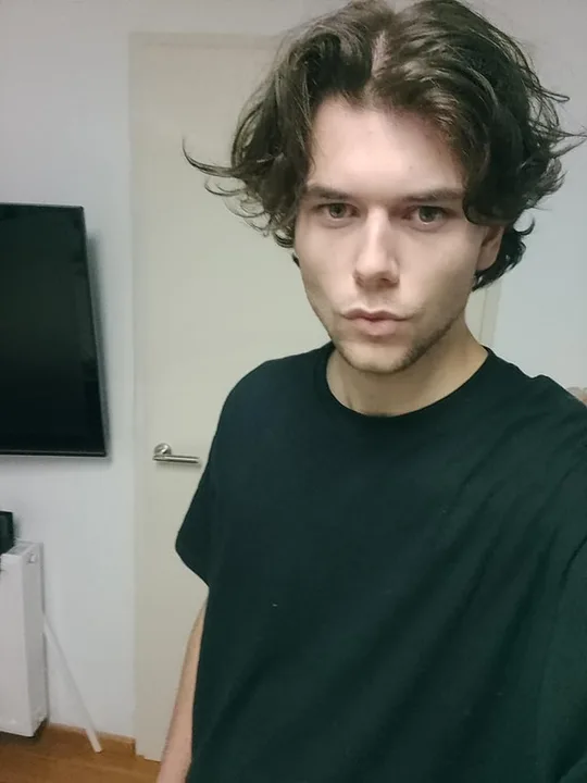 petition to make andrewbreitel cut his hair