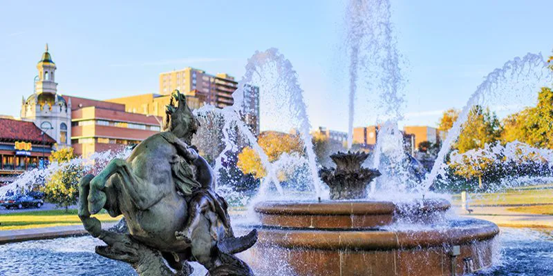 Take action against Lexington,KY's citizens swimming and bathing in fountains