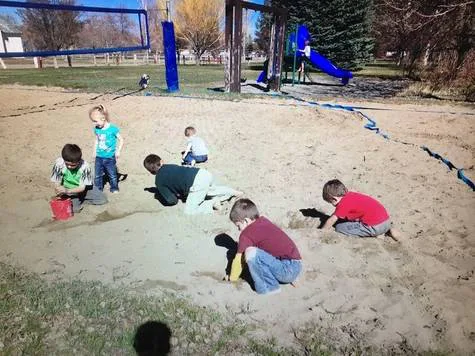 SUPPORT THE CITY OF CAREY OWNING THE COMMUNITY PARK