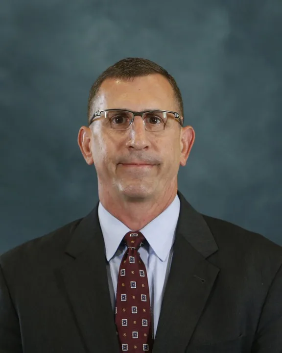 Make Police Chief Luther Reynolds Resign