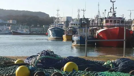 DREDGE HOWTH HARBOUR