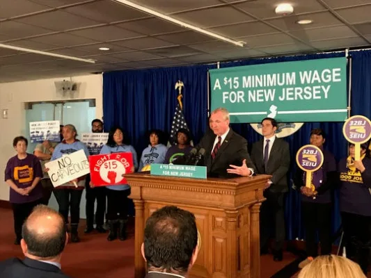 SAVE OUR 15! Tell State Legislators to STOP Rollbacks on Minimum Wage Hikes in NJ