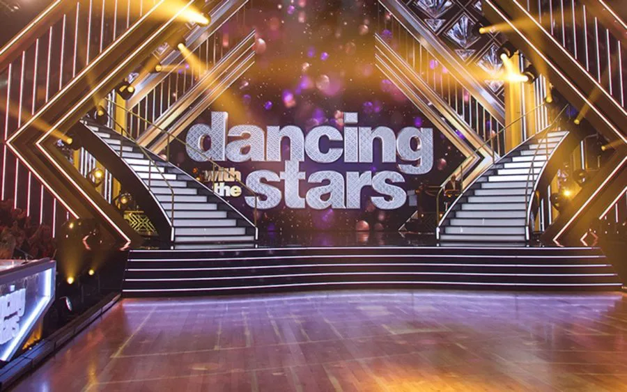 Wish I could dance with Derek Hough!