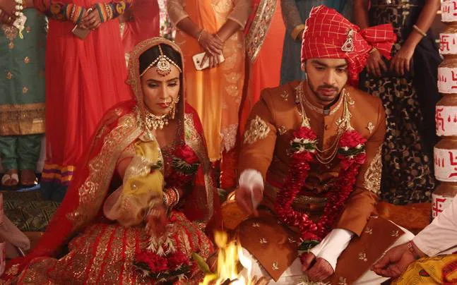 stop karan re marriage track..don't split aabharan 