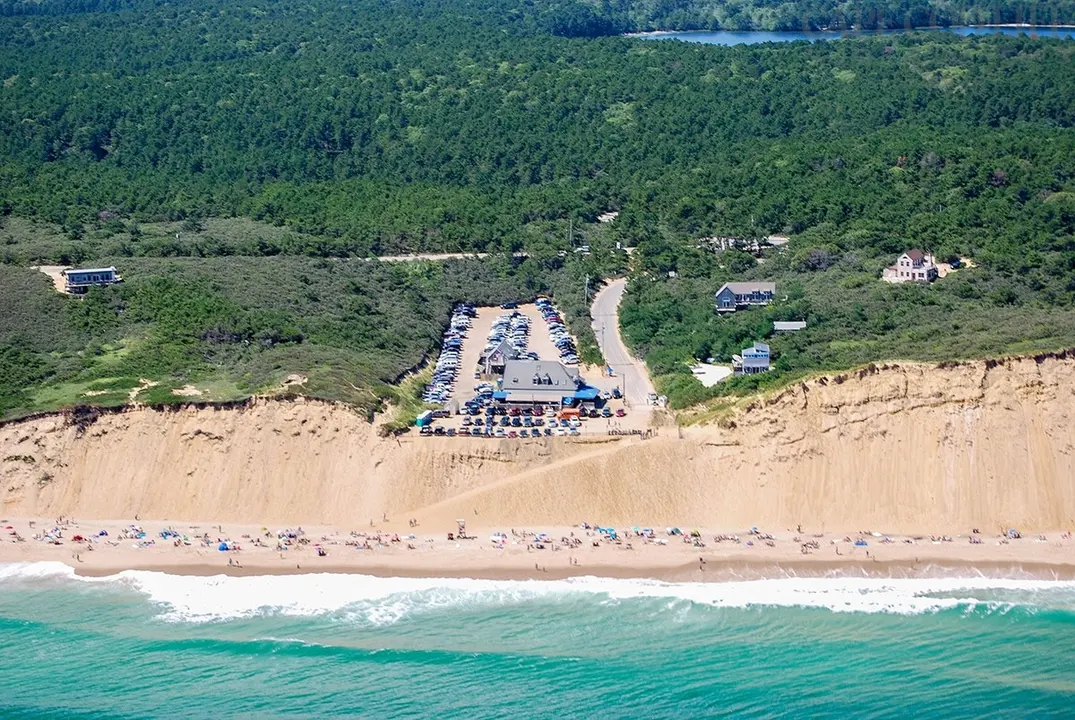 Don't raise the day pass price at Whitecrest Beach to $40